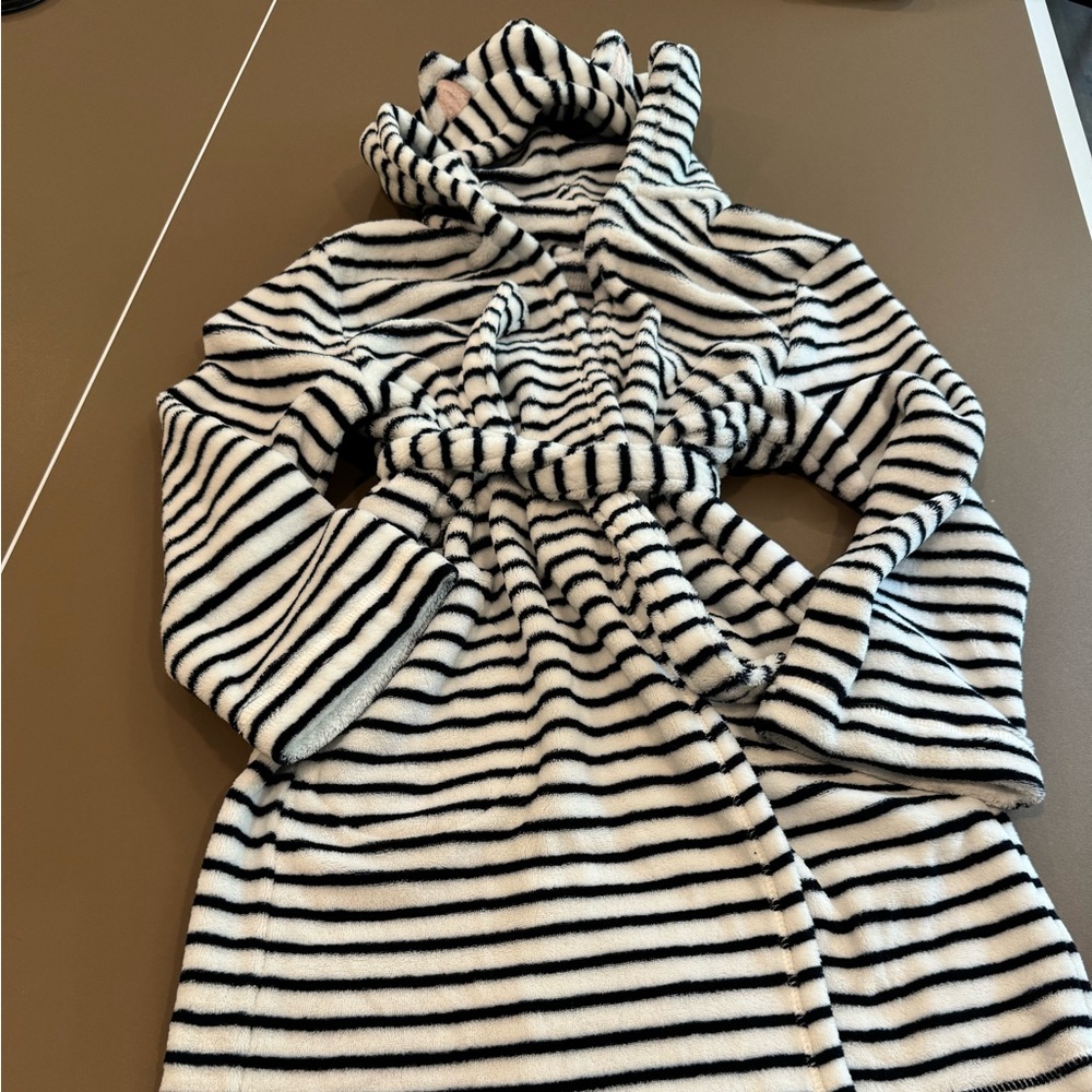 SOLD Gap Comfy Robe with Ears - Size 10